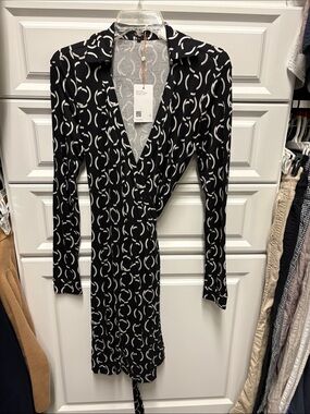 Quince Black & White silk blend Long-Sleeve Wrap Dress